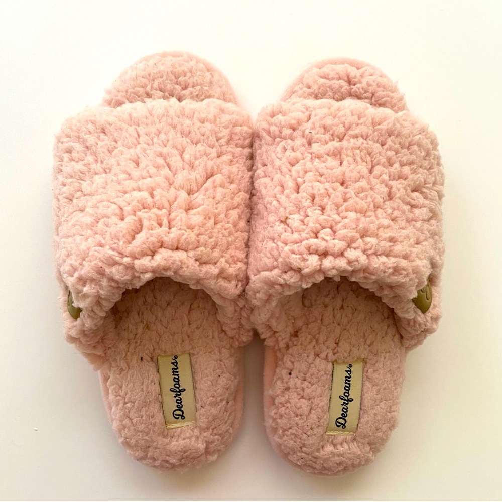 NWOT Dearfoams Slippers